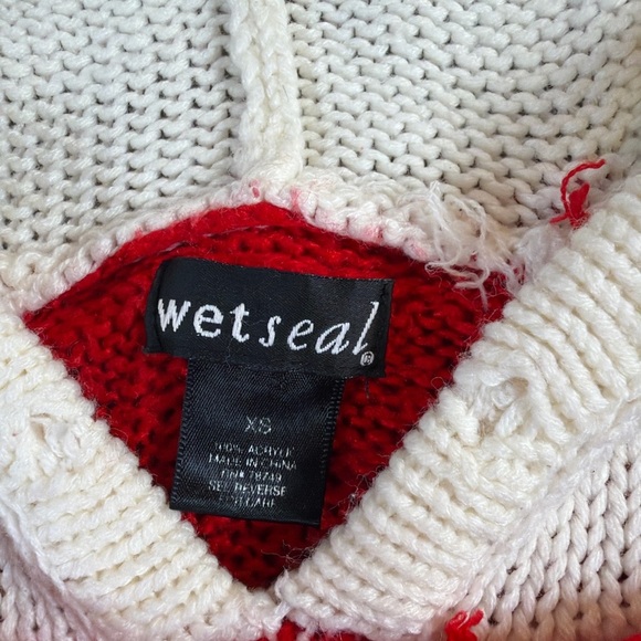 Wet Seal Red Sweater with White Hood 1363 - Picture 4 of 4